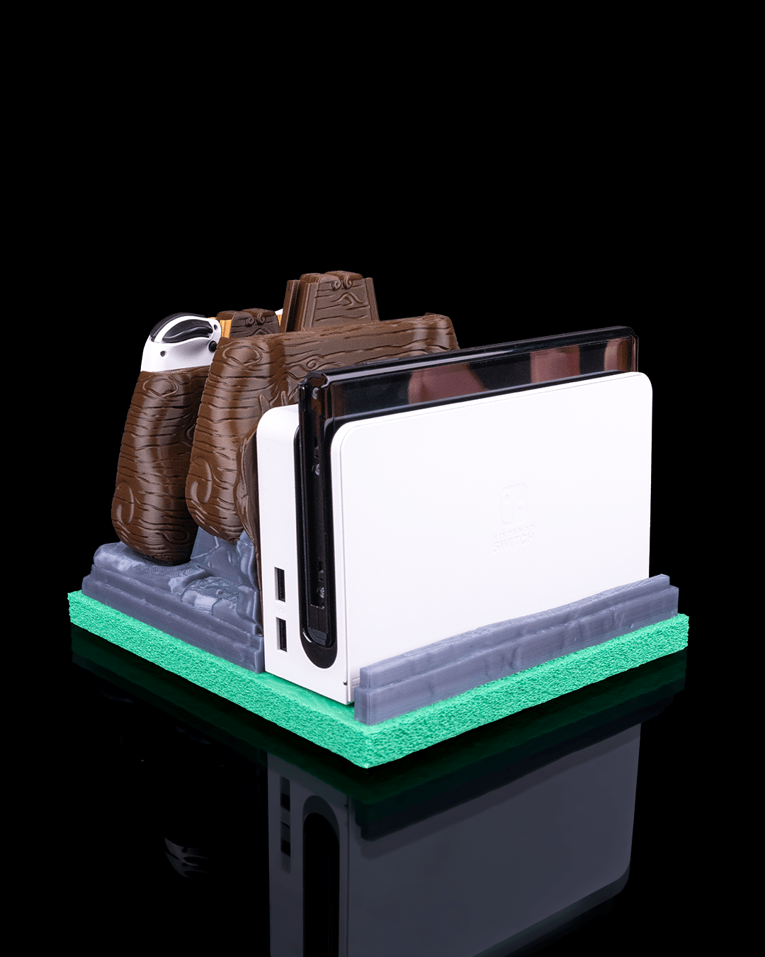 Mossy Shrine Dock Cover & Controller Holder