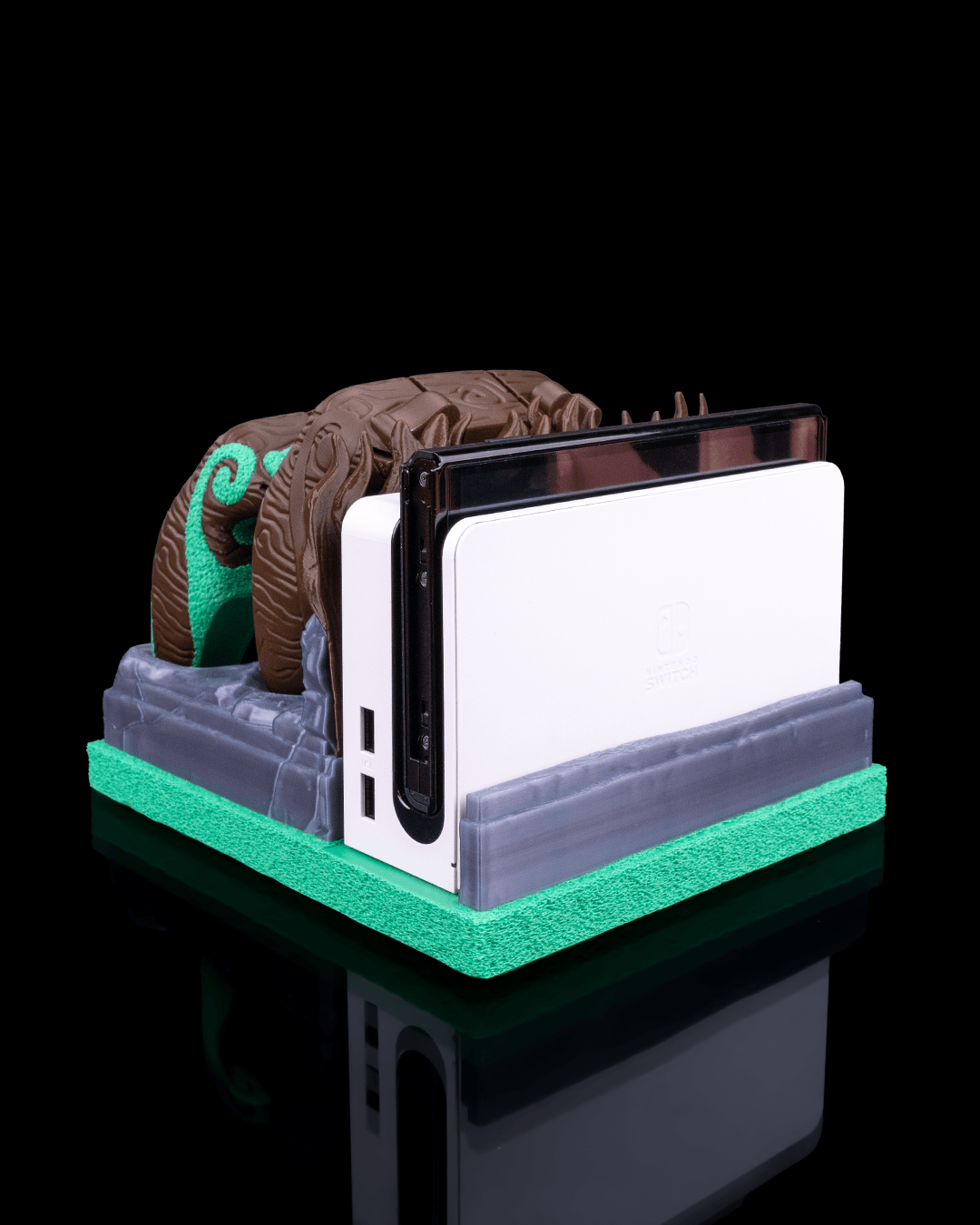 Mossy Shrine Dock Cover & Controller Holder